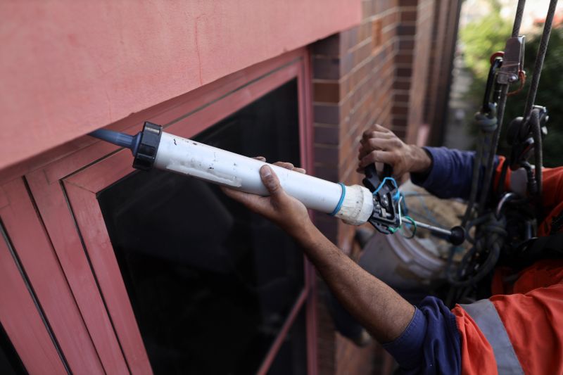 Commercial Window Caulking in Conroe, TX